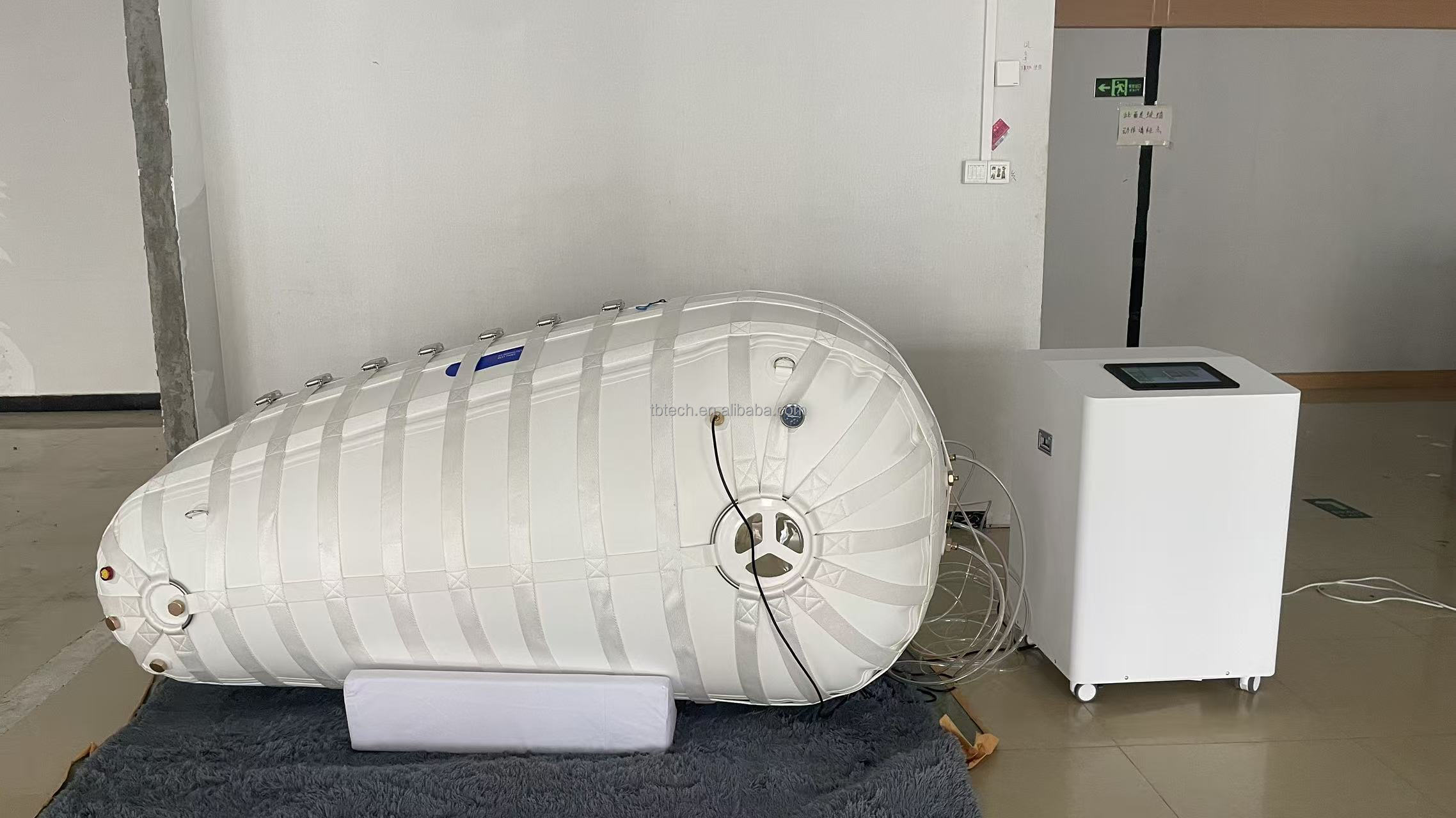2.0ATA Sitting Type Hyperbaric Oxygen Chamber